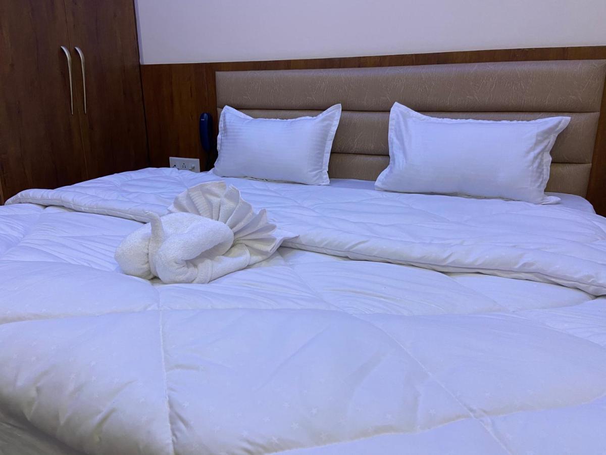 Hotel Tulsi Villa Ντεχραντούν Εξωτερικό φωτογραφία