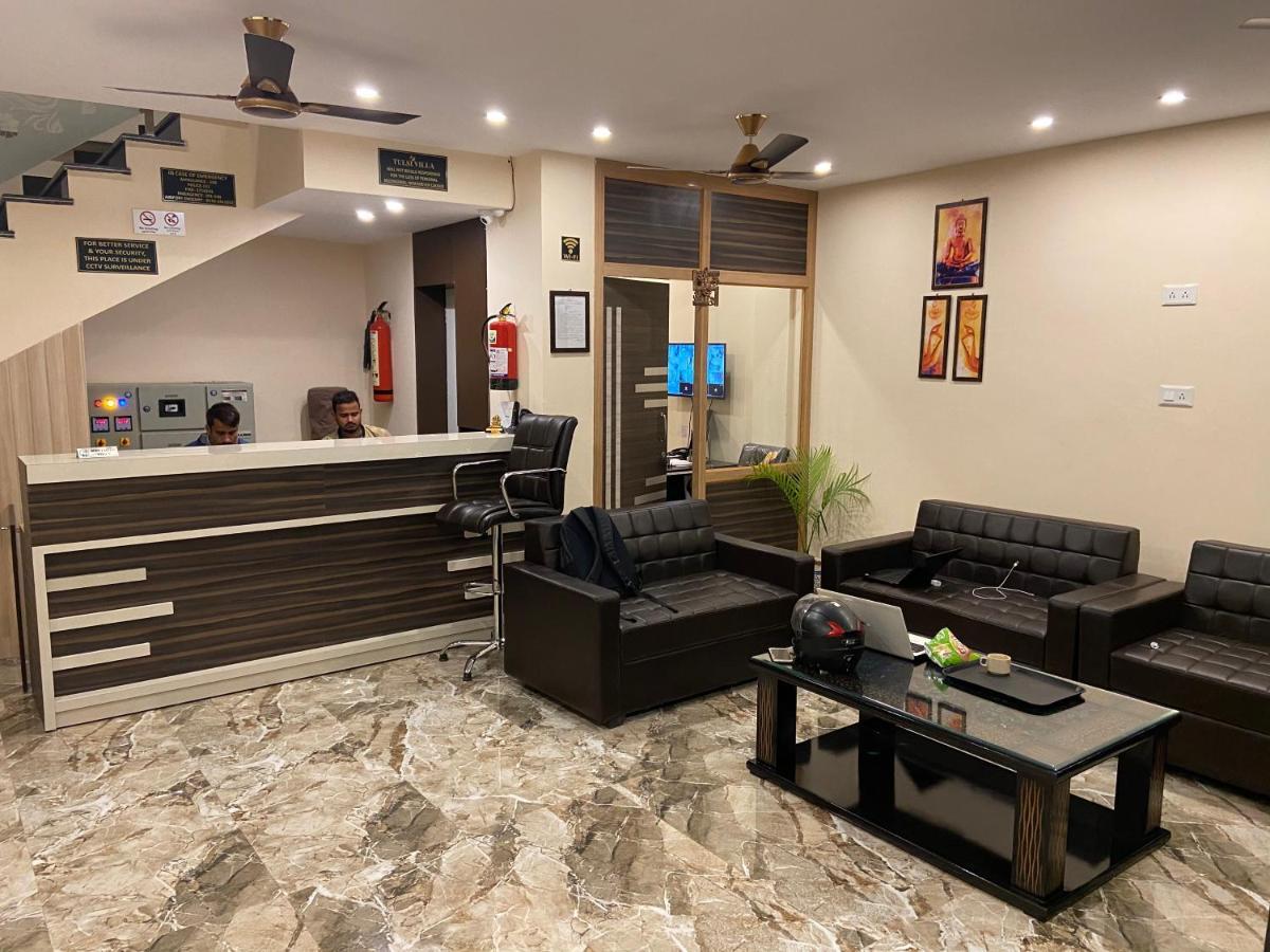 Hotel Tulsi Villa Ντεχραντούν Εξωτερικό φωτογραφία
